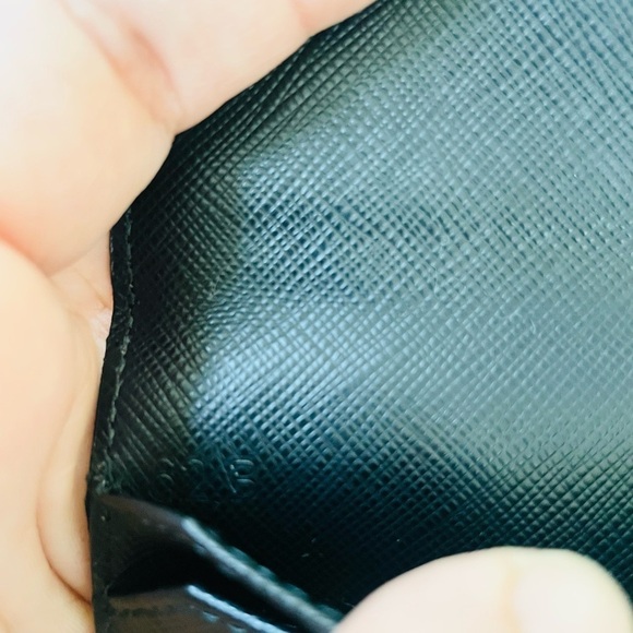 Prada Black Saffiano Leather Bi fold wallet card case logo embellished - Picture 8 of 12